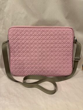 Belkin Quilted Pink Padded Laptop Computer PC Sleeve Carrying Case Bag 15”